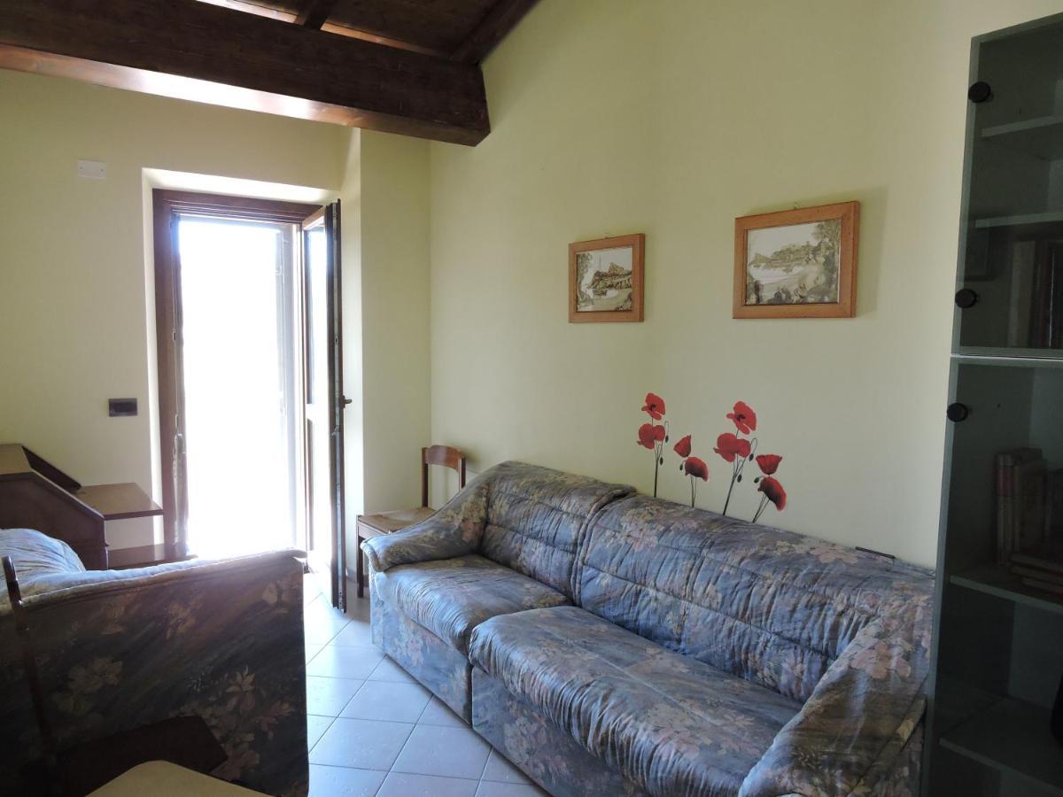 La Casa Di Marco E Lorella Fratta Todina Luaran gambar